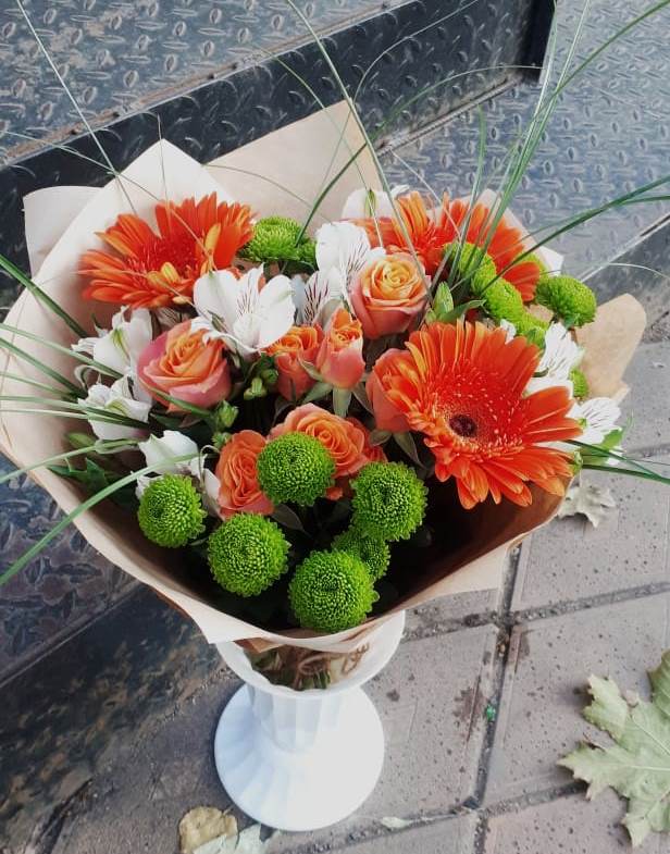 Букет цветов из: Герберы, Хризантемы, Альстромерии и Розы в Поселок совхоза Буденновец