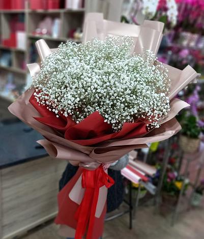 Букет цветов из: Гипсофила в Поселок совхоза Буденновец