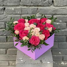 Цветочная композиция из Розы в коробке #REPLACE_PRED# Поселок совхоза Буденновец