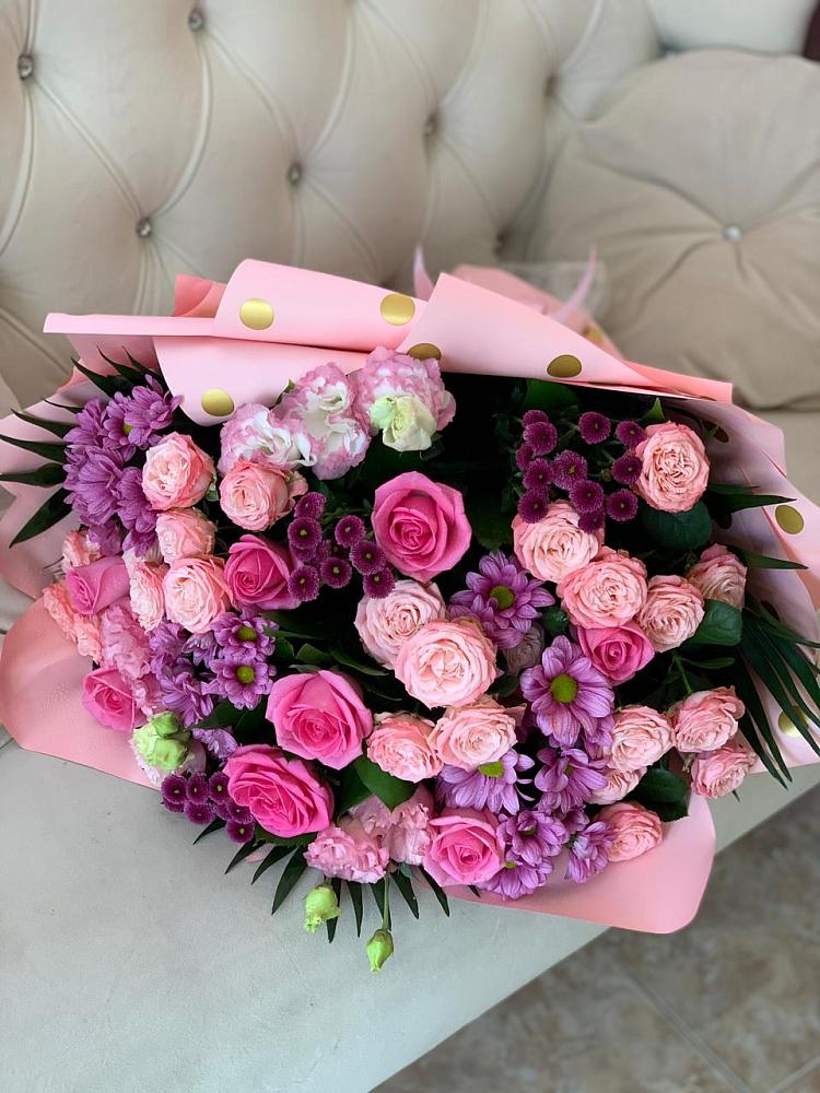 Букет цветов из: Хризантемы, Розы и Лизиантусы в Поселок совхоза Буденновец