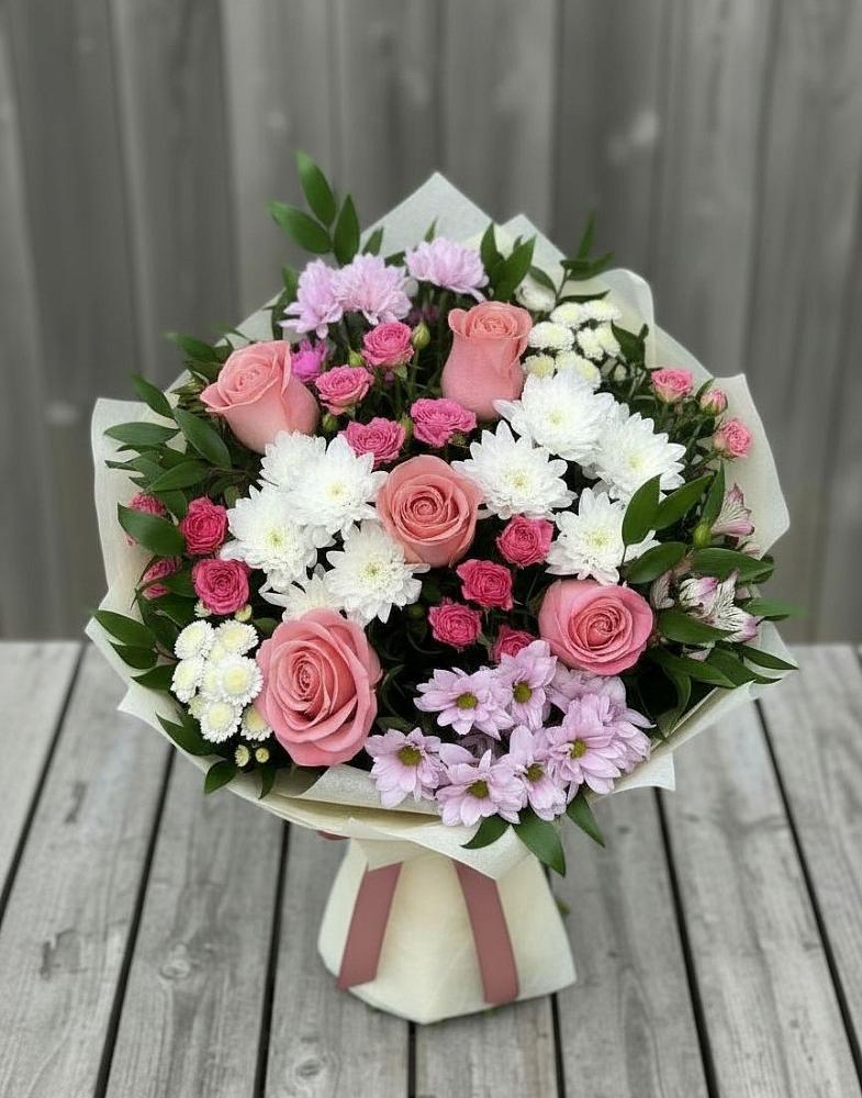 Букет цветов из: Альстромерии, Гвоздики, Розы и Хризантемы в Поселок совхоза Буденновец