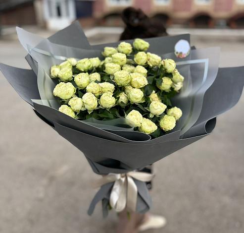 Букет Белые кустовые розы Солинеро в Поселок совхоза Буденновец