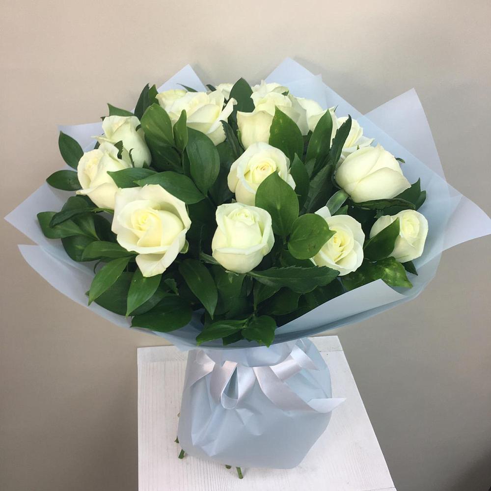 Букет 15 Белых роз Проуд в Поселок совхоза Буденновец