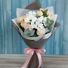 Букет цветов из:  Хризантемы и Розы в Поселок совхоза Буденновец