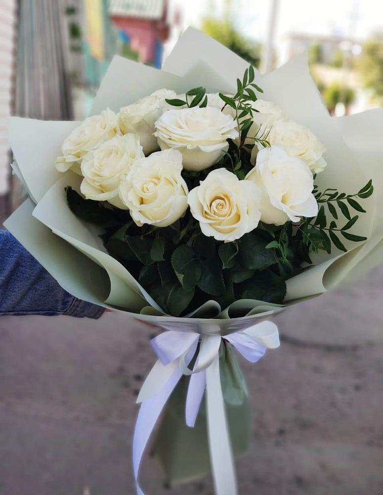 Букет Белые розы Проуд в Поселок совхоза Буденновец