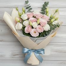 Букет цветов из:  Лизиантусы в Поселок совхоза Буденновец