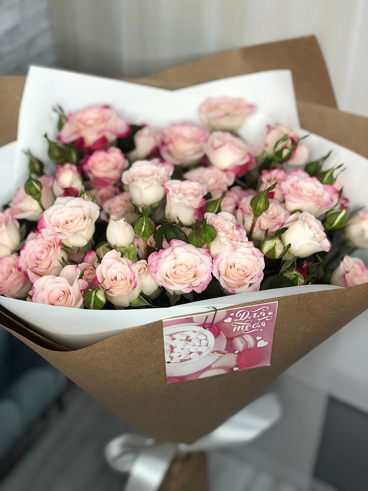 Букет цветов из: Розы в Поселок совхоза Буденновец