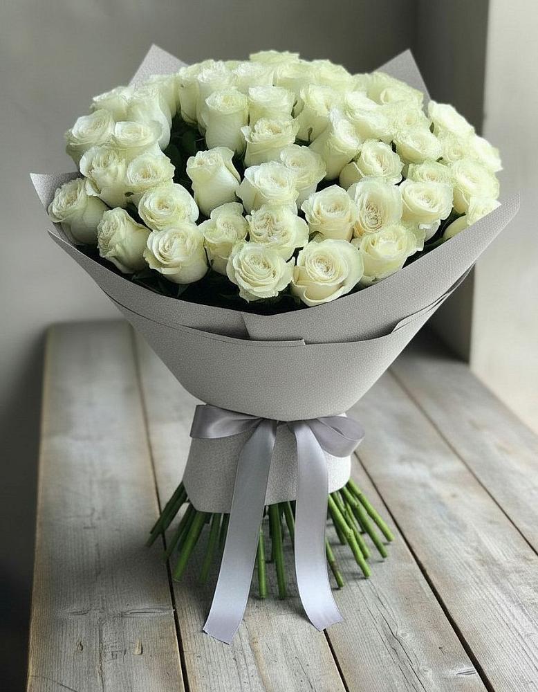 Букет 35 Белых роз в Поселок совхоза Буденновец