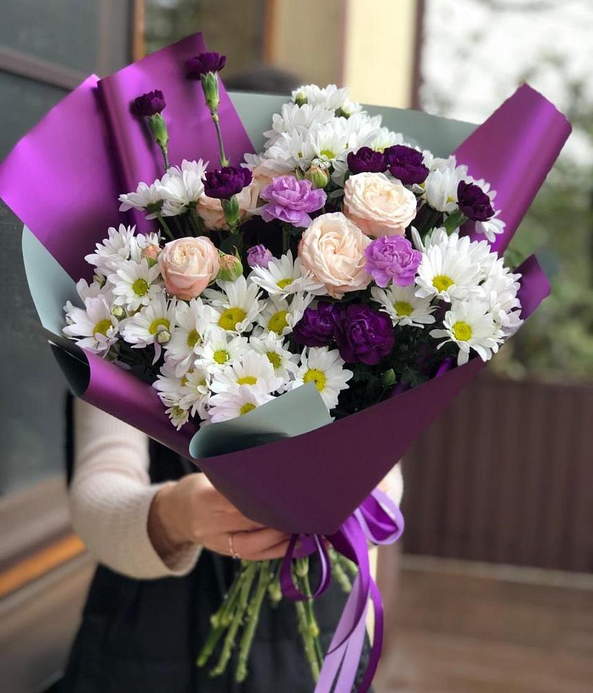 Букет цветов из: Хризантемы, Гвоздики и Розы в Поселок совхоза Буденновец