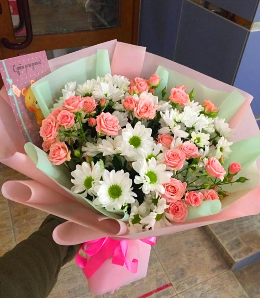 Букет цветов из: Розы и Хризантемы в Поселок совхоза Буденновец