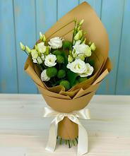 Букет цветов из:  Хризантемы и Лизиантусы в Поселок совхоза Буденновец