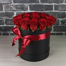 Цветочная композиция из Розы в шляпной коробке #REPLACE_PRED# Поселок совхоза Буденновец