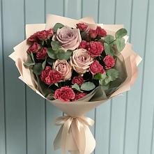 Букет цветов из:  Гвоздики и Розы в Поселок совхоза Буденновец