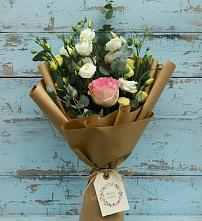 Букет цветов из:  Розы и Лизиантусы в Поселок совхоза Буденновец